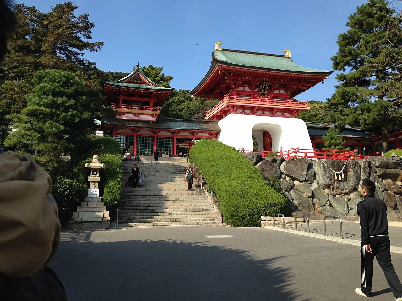 Akama Shrine Shimonoseki: Guide to the Underwater Palace Shrine