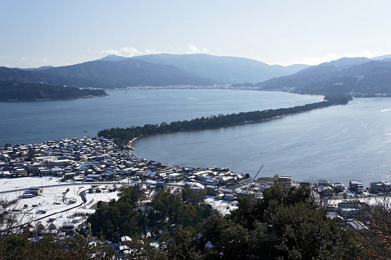 8 Best Things to Do in Amanohashidate (2026)