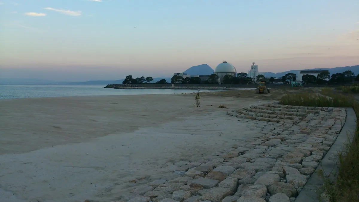 Beppu Beach Sand Bath Guide: 10 Essential Tips and Attractions