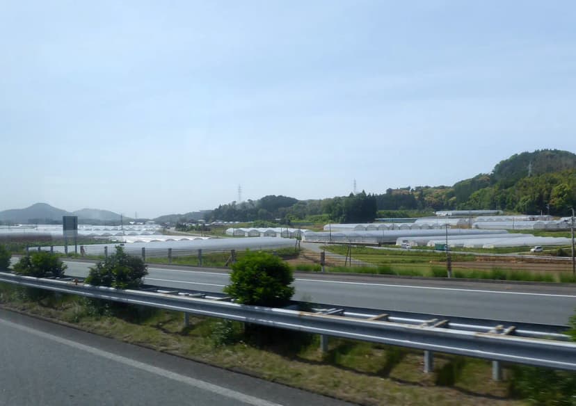 Fukuoka to Kumamoto: Complete Travel Guide (Train, Bus, & Car)