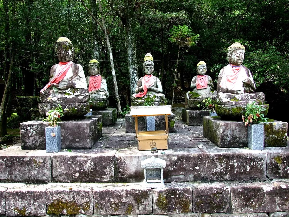 Godaisan Chikurinji Travel Guide