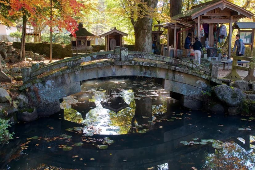 Higashiyama Walking Course Visitor Guide Travel Guide
