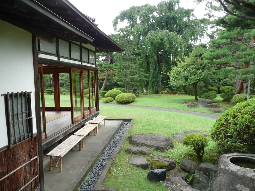8 Must-See Hirosaki Western Meiji Architecture Sites (2026)