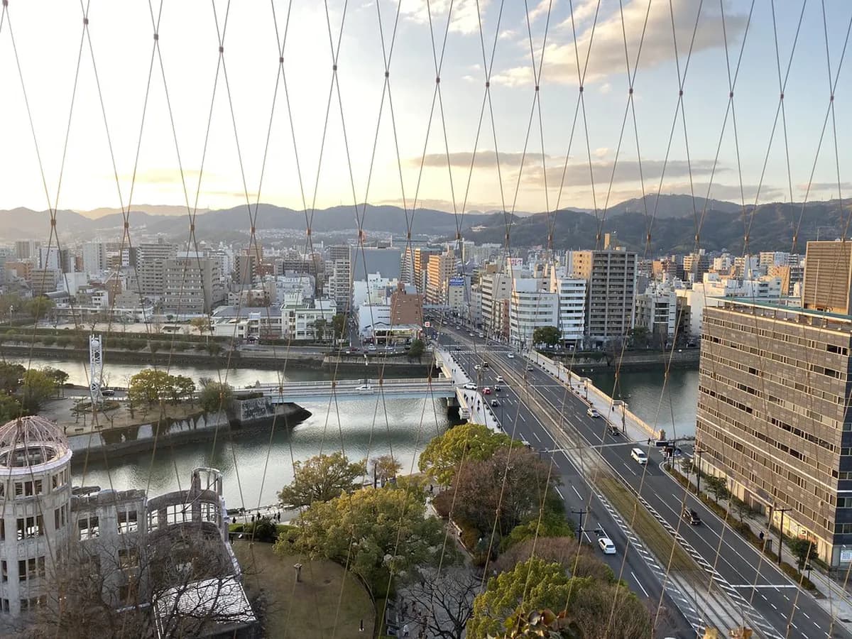 Hiroshima Orizuru Tower Visitor Guide: 7 Key Highlights