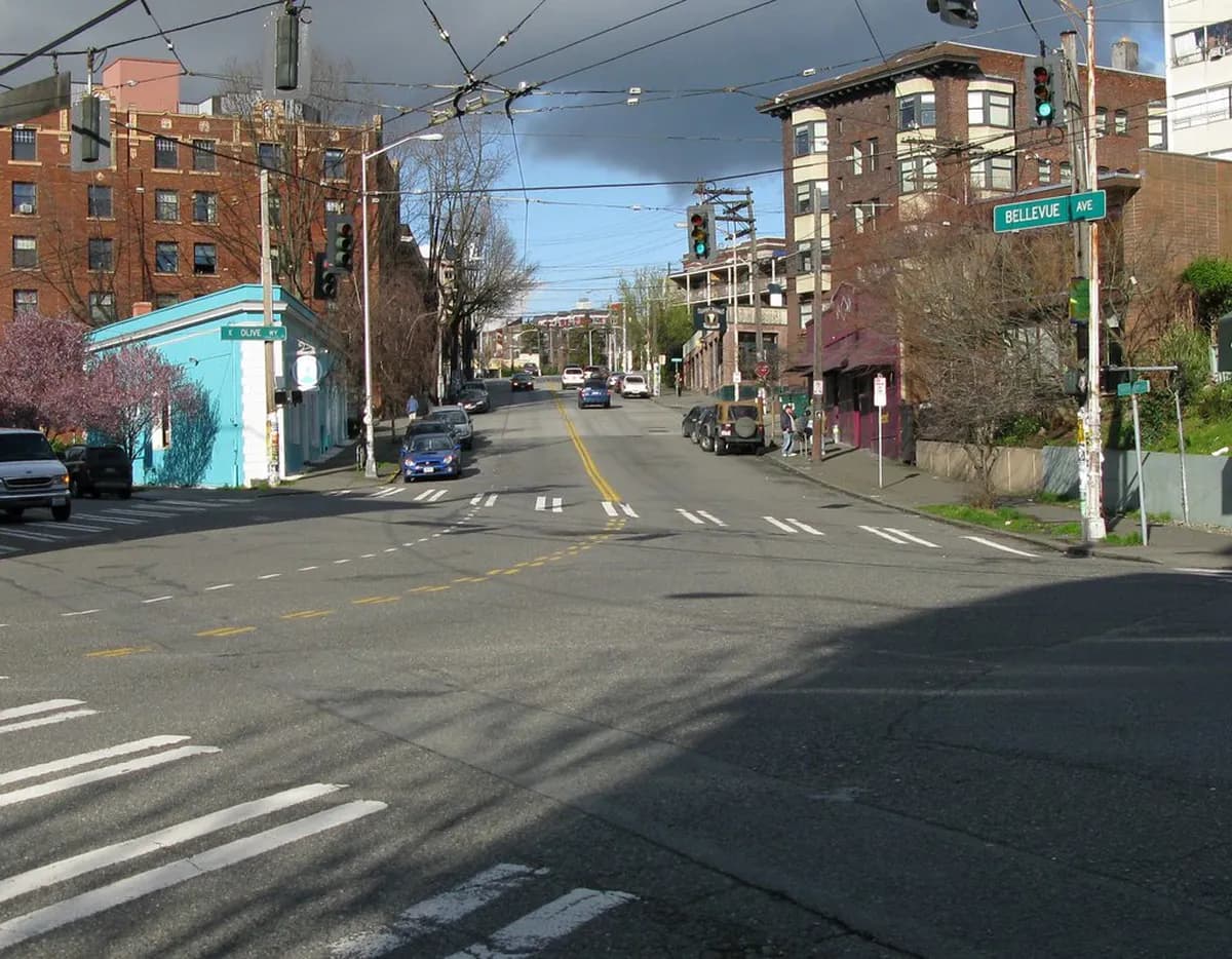 How to Get Around Hiroshima: 8 Essential Transport Tips