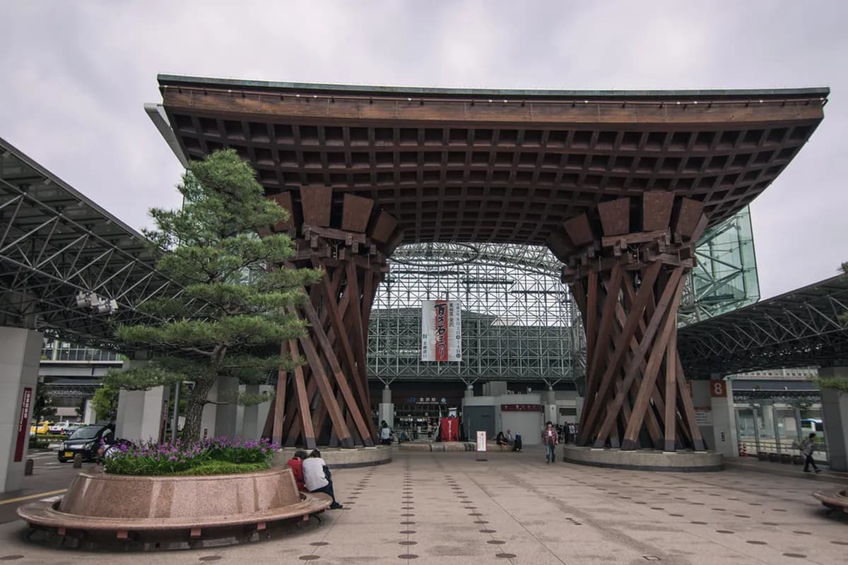 How To Get To Kanazawa: 7 Best Routes and Travel Tips