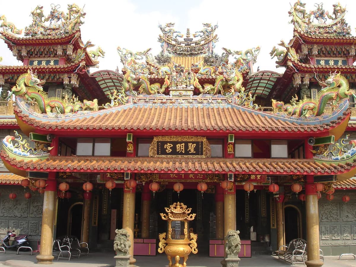 How To Visit Nanzoin Temple Fukuoka: Dress Code And Logistics (9 Steps)