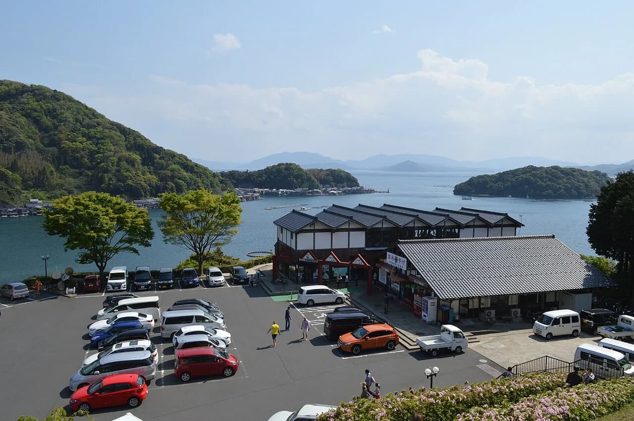 Ine no Funaya Boat Houses: Day Trip from Amanohashidate (2026)