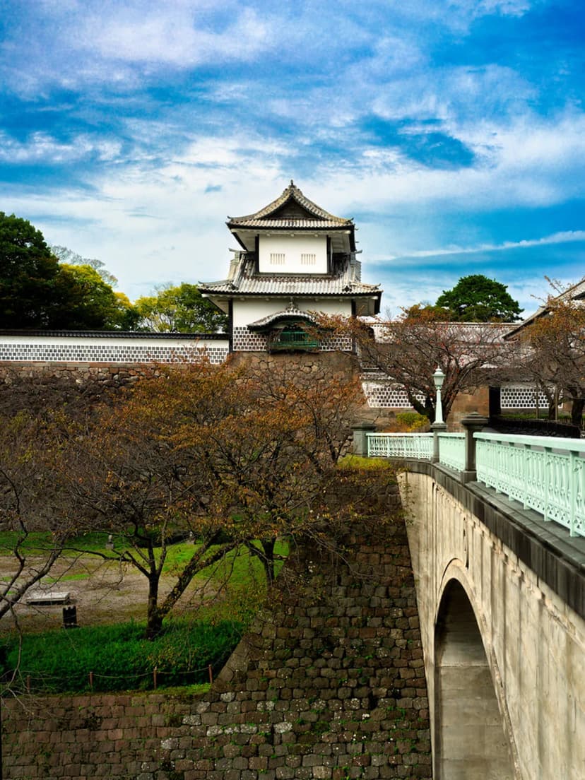 Kanazawa Castle Visitor Guide Travel Guide