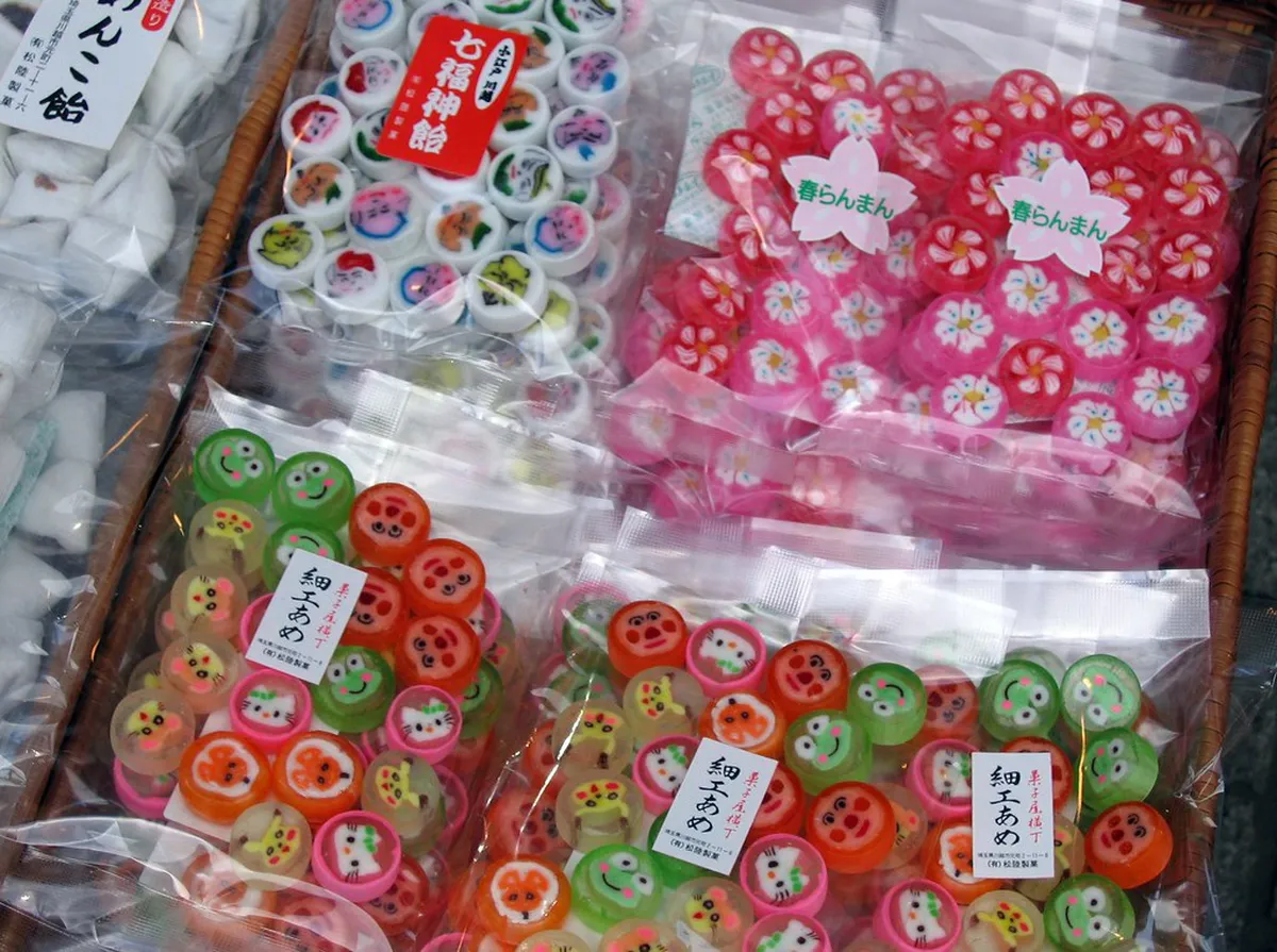 Kashiya Yokocho (Penny Candy Alley) Visitor Guide: 7 Essential Tips