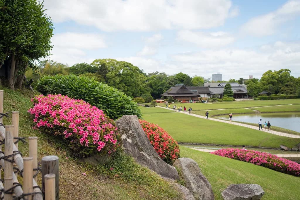 Korakuen Garden Visitor Guide
