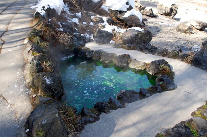 Kusatsu Onsen Ski Resort Visitor Guide & 2-Day Itinerary