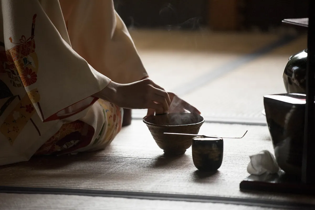 Kyoto Tea Ceremony Guide: 8 Essential Insights for Your Visit