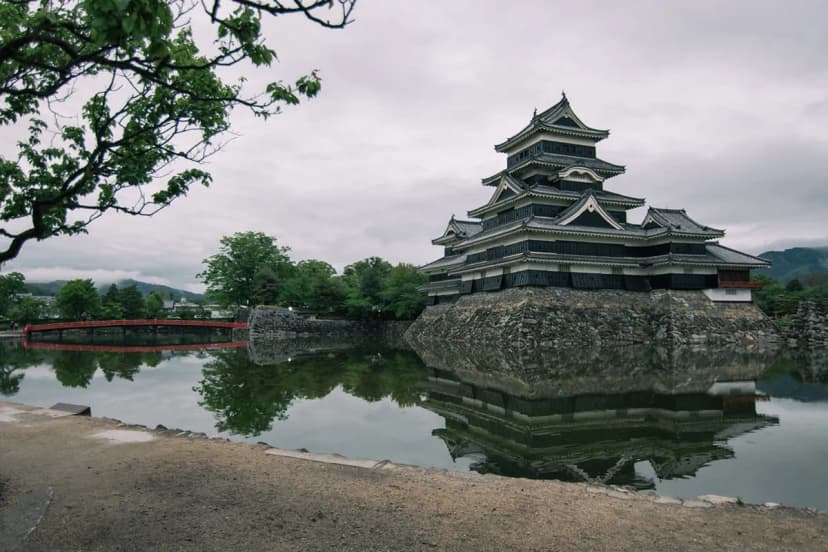 Matsumoto Castle Visitor Guide: Essential Tips & Itinerary