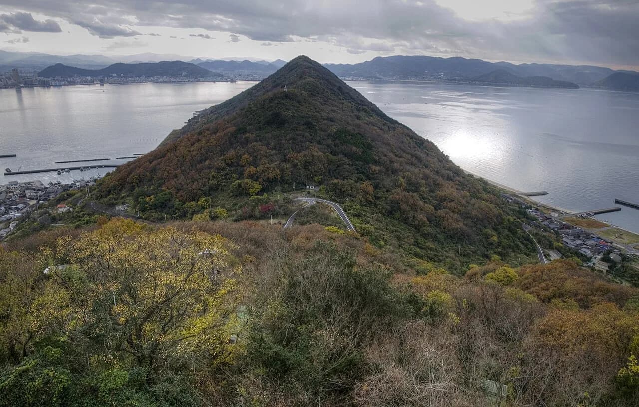 Megijima Island Day Trip From Takamatsu Travel Guide
