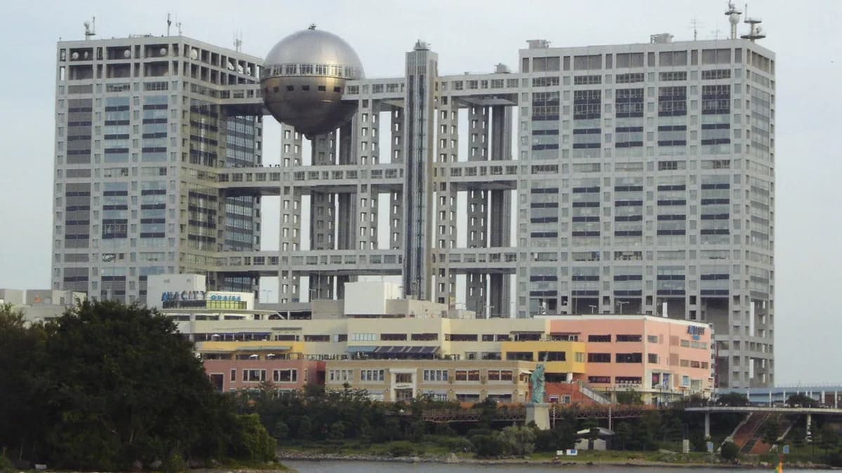 Minato Mirai 21 Visitor Guide Travel Guide
