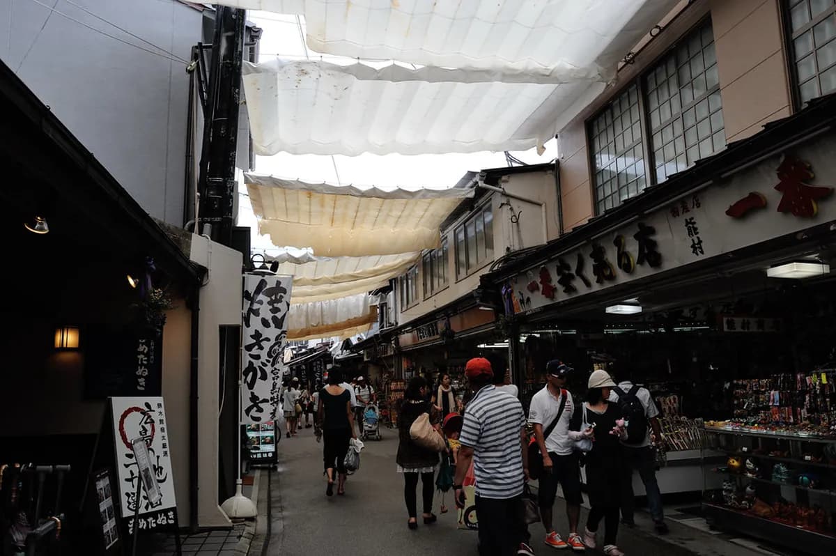 Miyajima Omotesando Shopping Street And Street Food Travel Guide