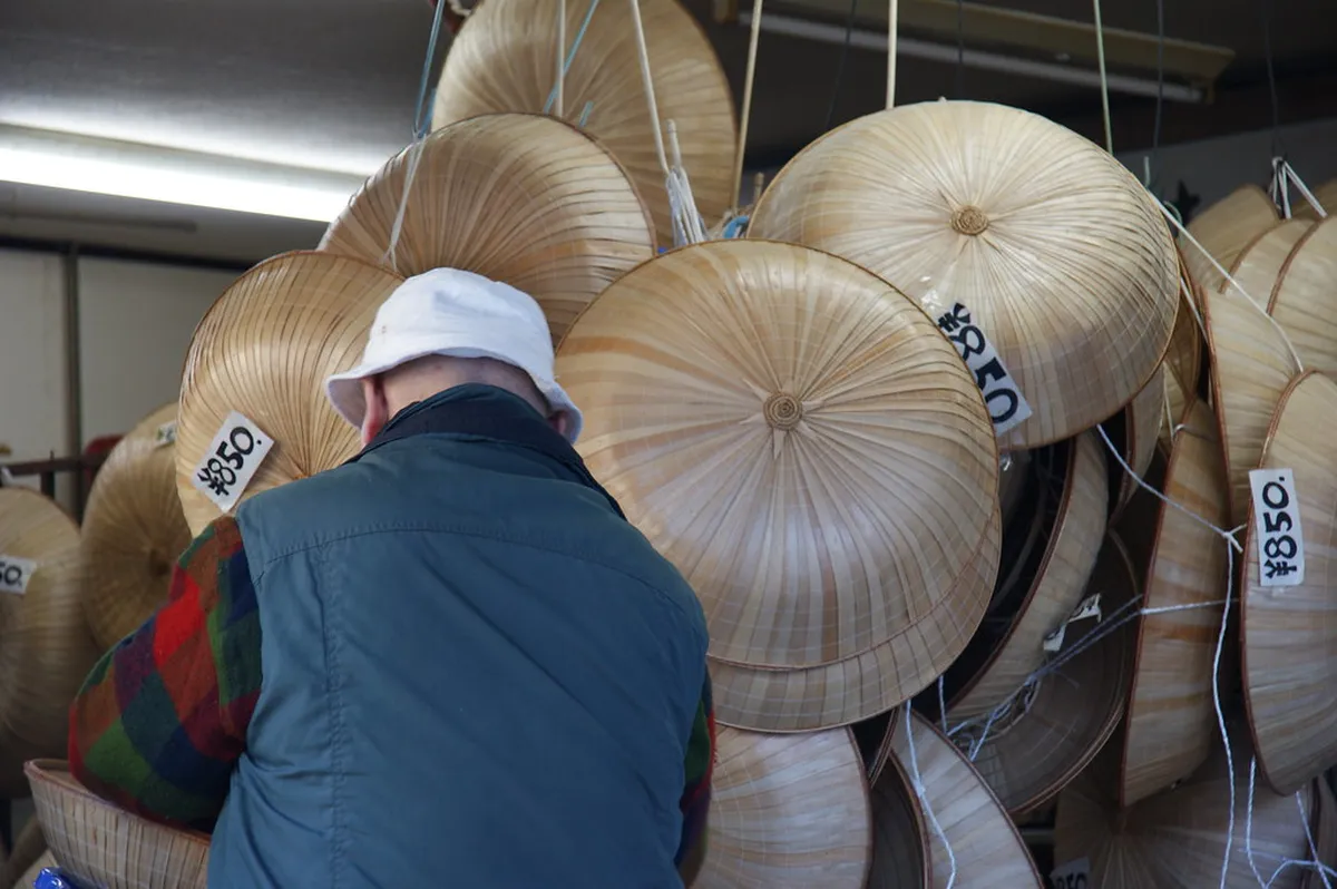 6 Best Miyajima Traditional Crafts and Shamoji Rice Scoop Workshop Experiences
