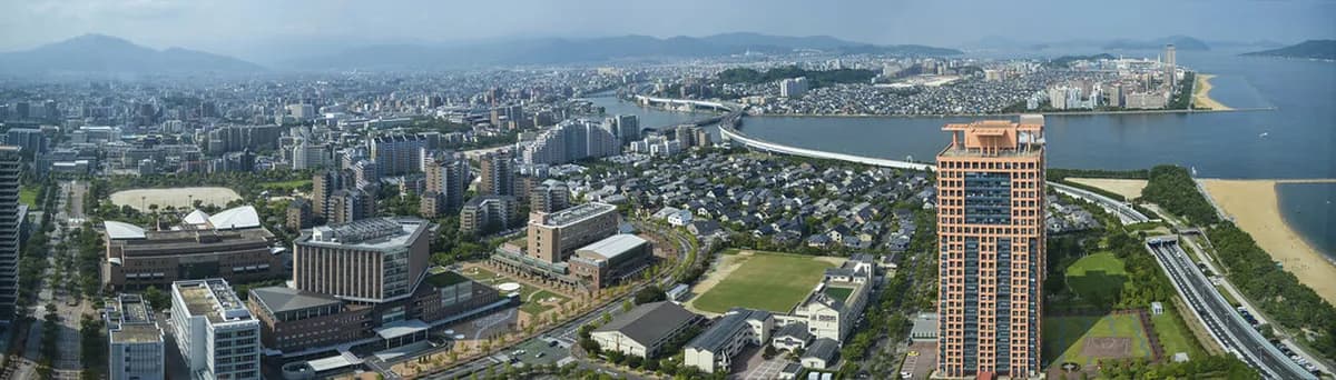 Momochi Seaside Park and Fukuoka Tower Itinerary: 8 Stops