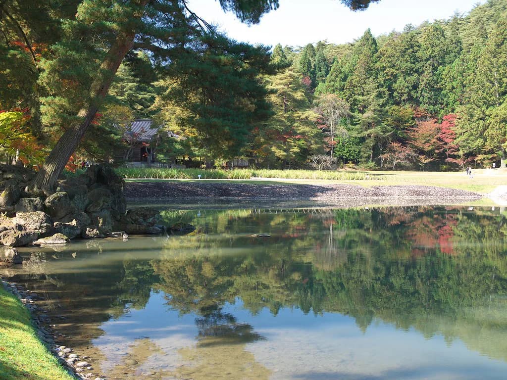 Motsu-ji Temple Visitor Guide: 8 Tips for Your Trip