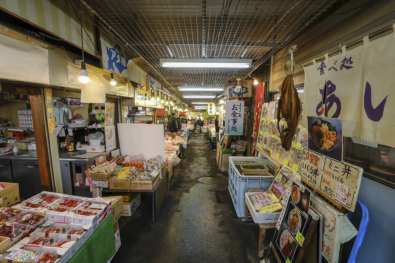 What to Eat in Otaru: 9 Best Foods to Try (2026 Guide)