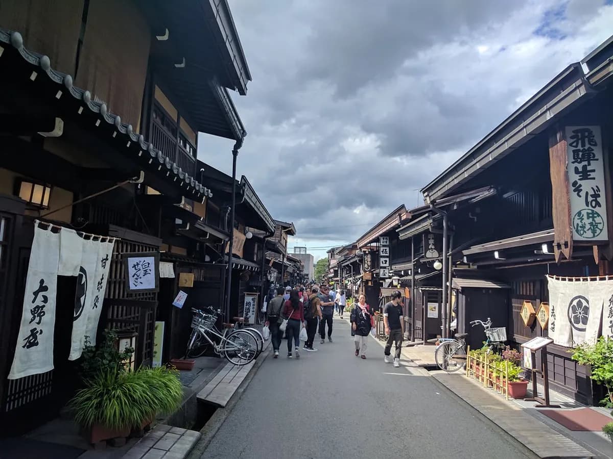 Takayama Old Town (Sanmachi Suji) Visitor Guide: 10 Essential Experiences