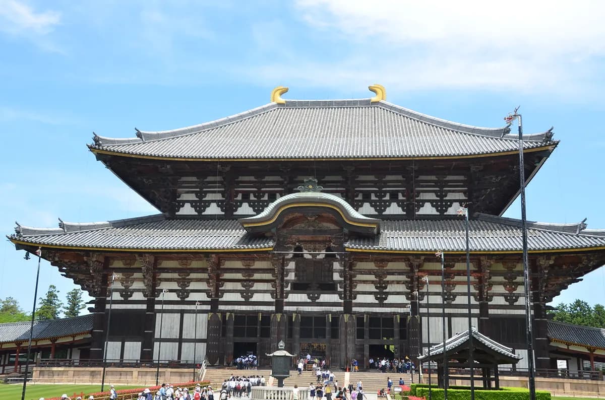Todai-ji Temple Visiting Guide Travel Guide