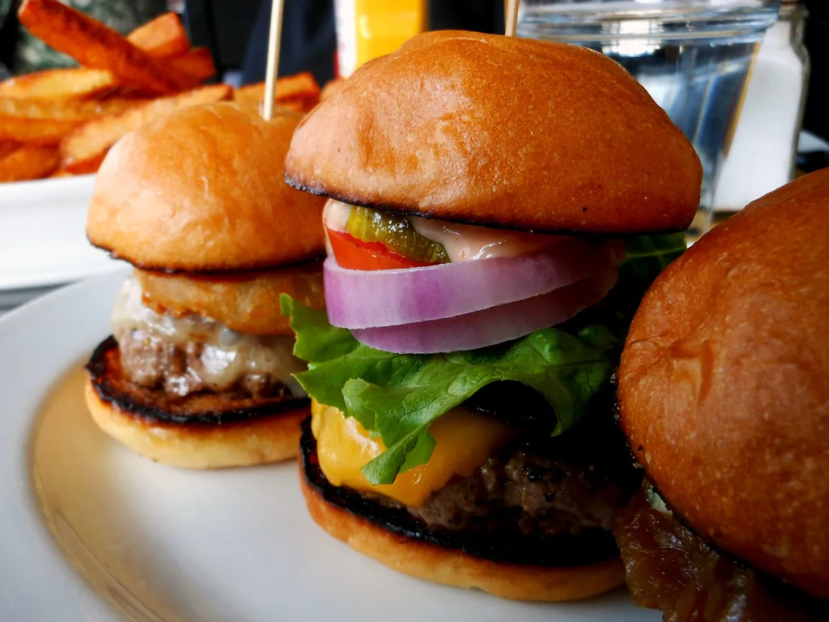 Kobe Food Guide: 11 Best Dishes and Local Dining Tips (2026)