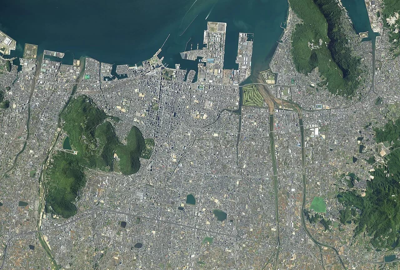 Where To Stay In Takamatsu Travel Guide