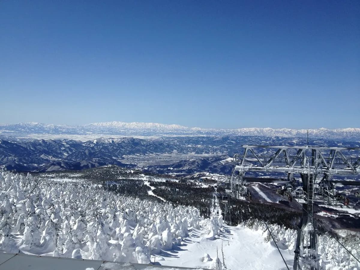 Zao Onsen Ski Resort Visitor Guide: Skiing, Onsen & Snow Monsters