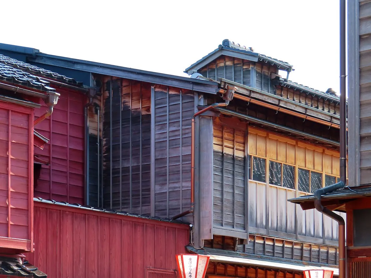Wooden lattice facades and stone-paved lanes of Higashi Chaya teahouse district, Kanazawa
