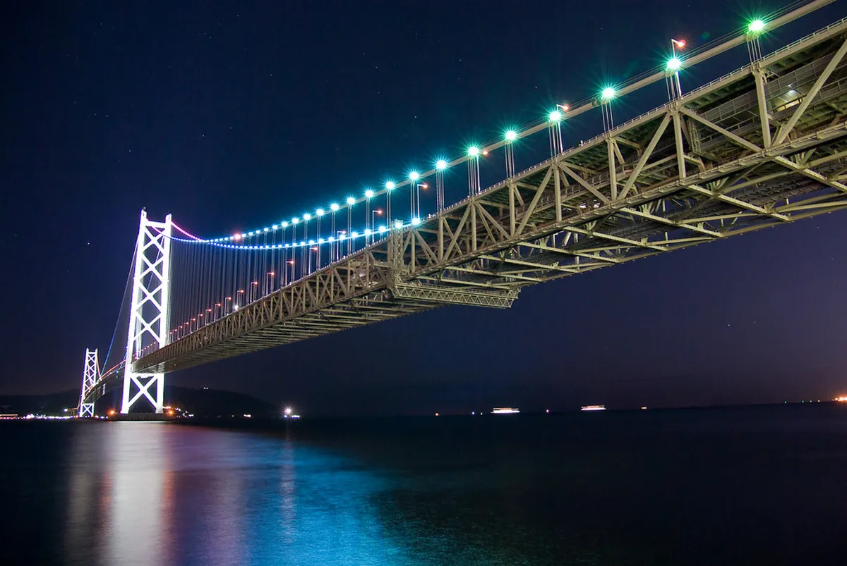 Akashi Kaikyo Bridge night Pearl — akashi kaikyo bridge, Kobe Japan