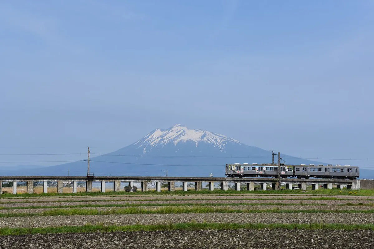 Costs, Hours, and Payment: Practical Logistics in Aomori