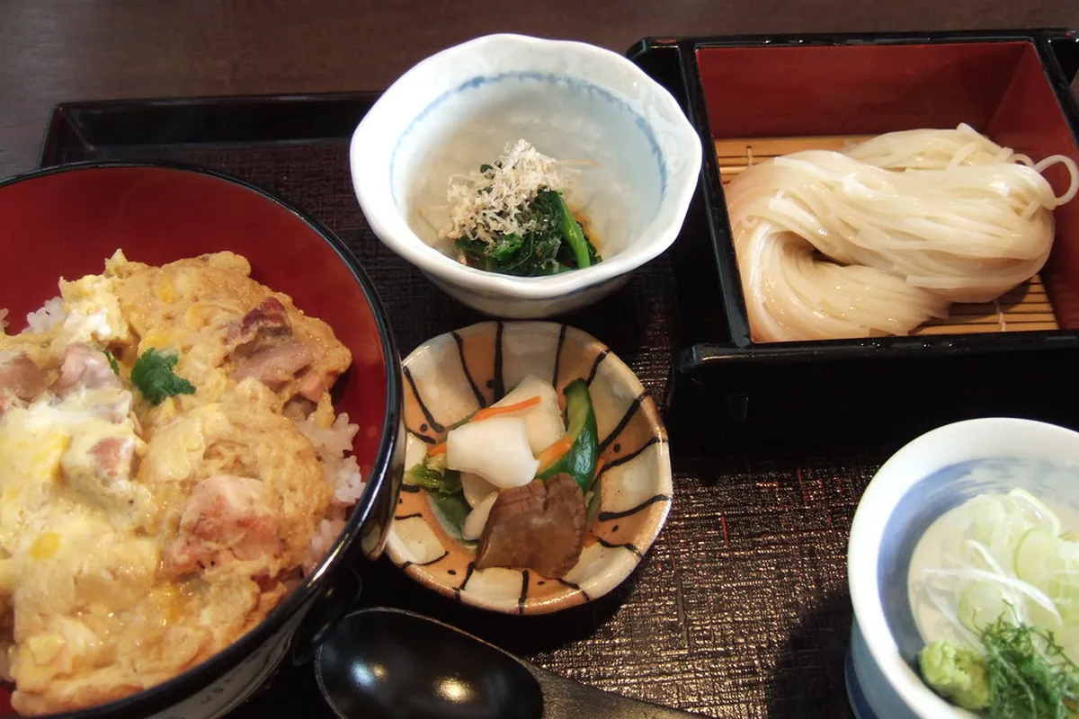 How to Pair Akita Sake With Local Dishes