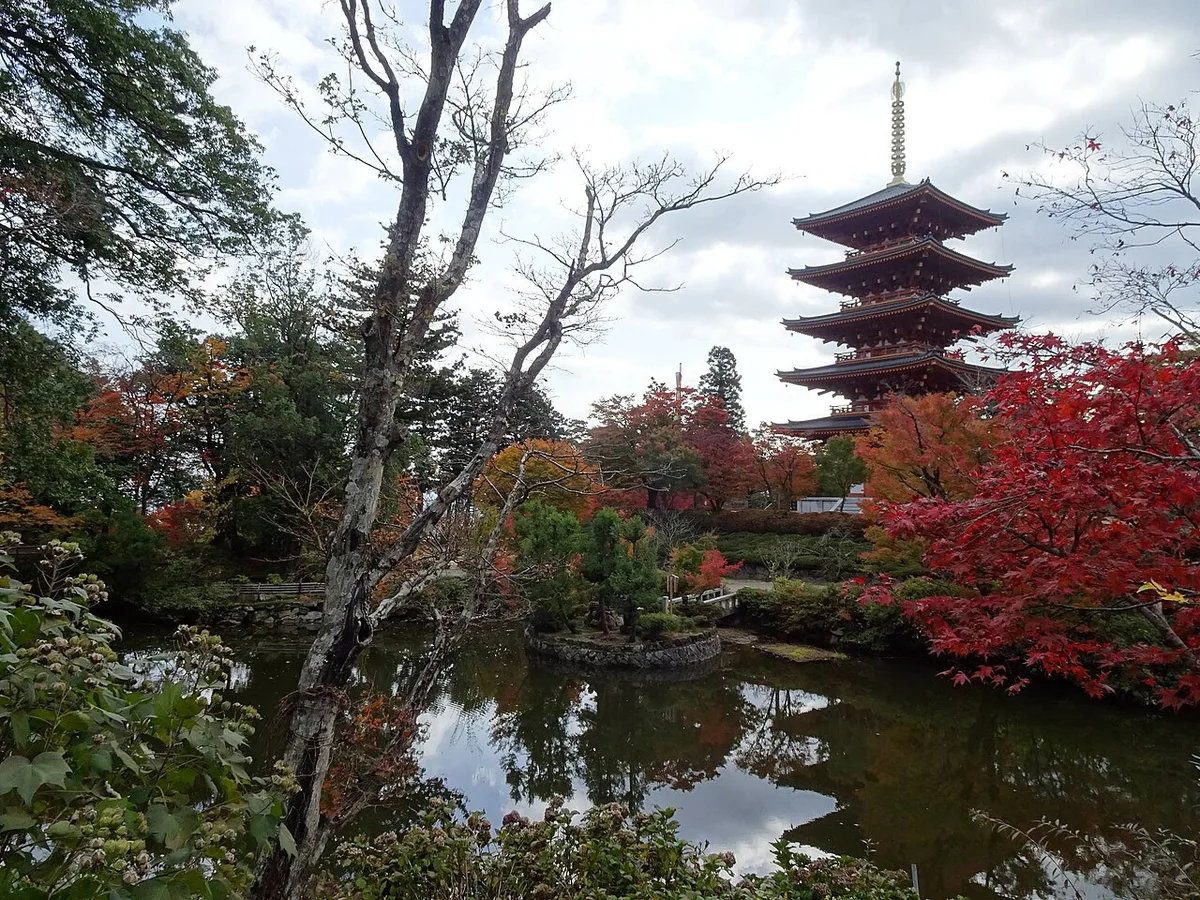 Chion-ji and Nariai-ji temples at Amanohashidate — 2