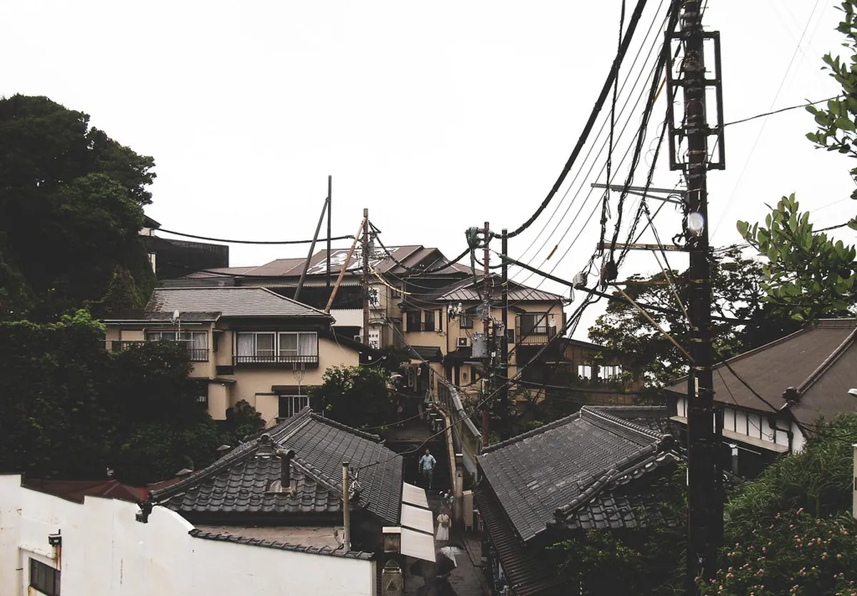 Outdoor Highlights Around the Shrine Route — Enoshima