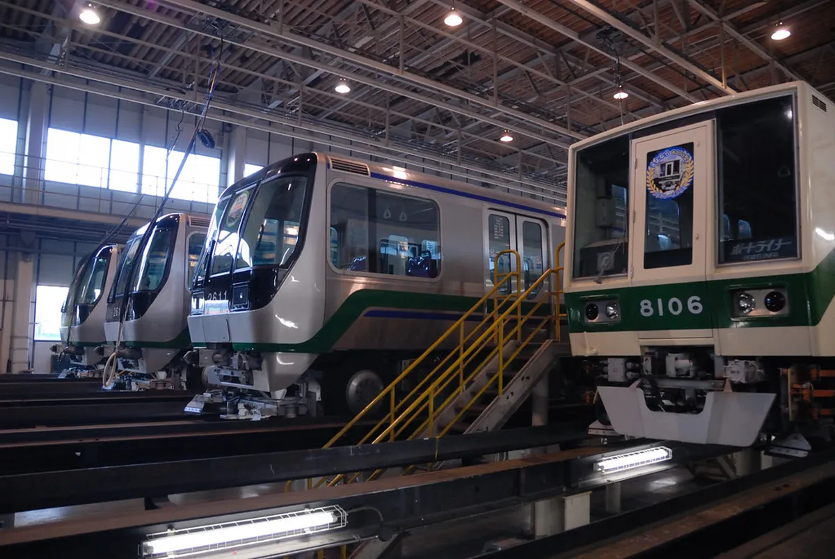 Kobe Portliner train — getting around kobe, Kobe Japan