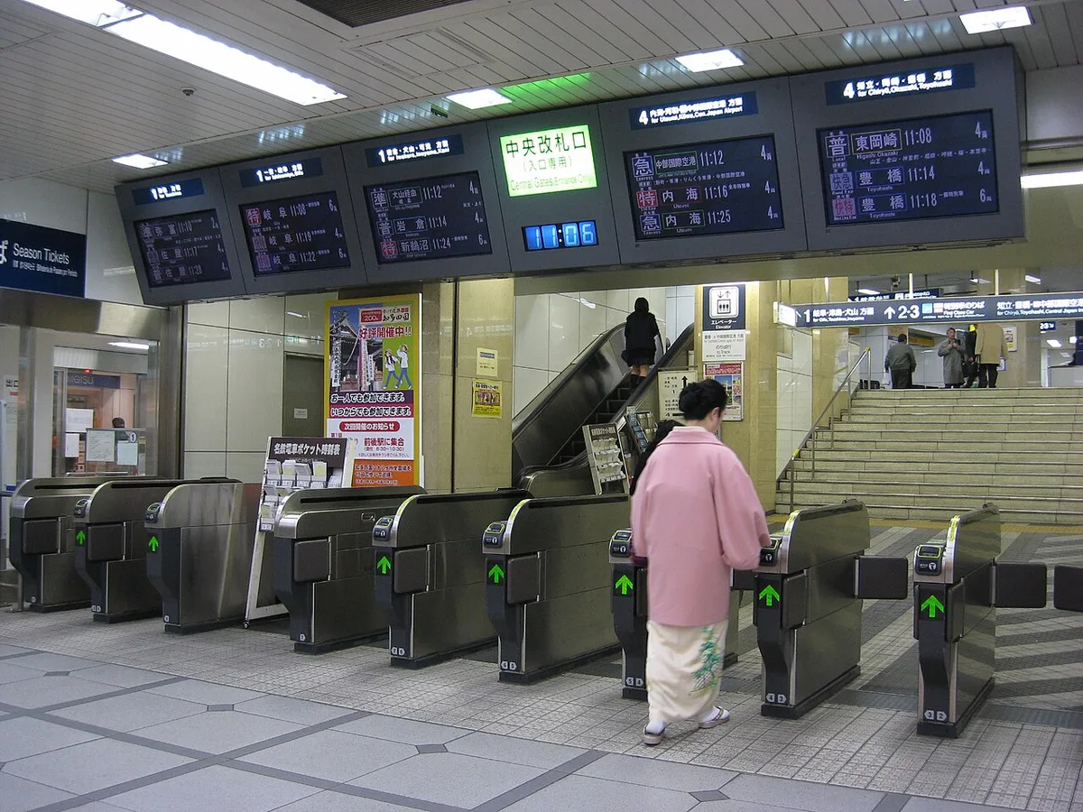 Getting to Gifu by train — 2