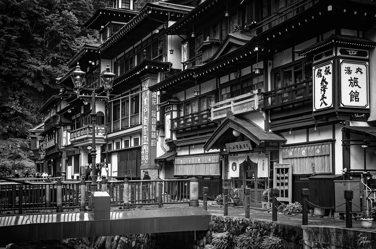 Where to Find Ginzan Onsen Curry Bread on Haikara-san Street in Ginzan-Onsen