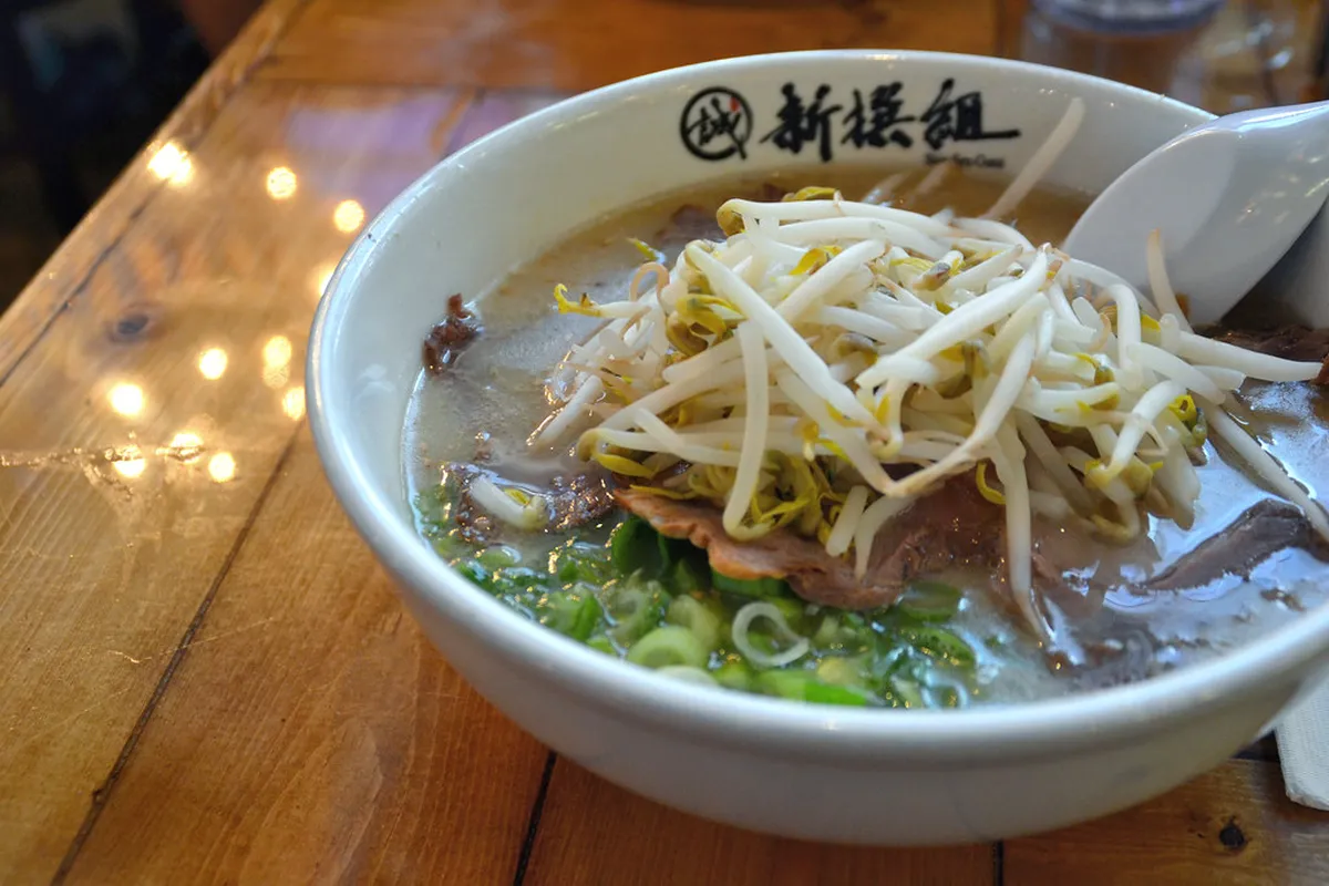 Planning a Hakata Noodle Route: Old Town, Kawabata, and Nakasu in Fukuoka