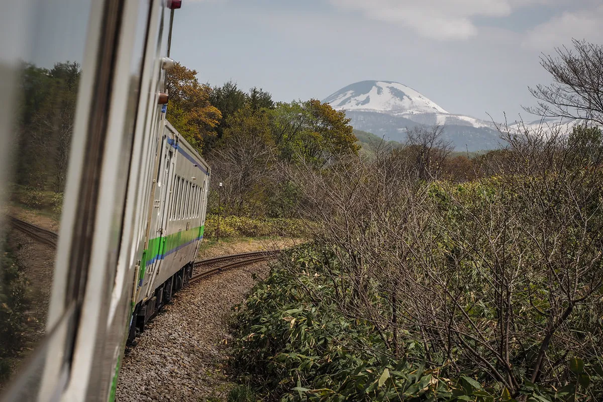 The Western Hub: Niseko, Rusutsu, and Kiroro in Hokkaido