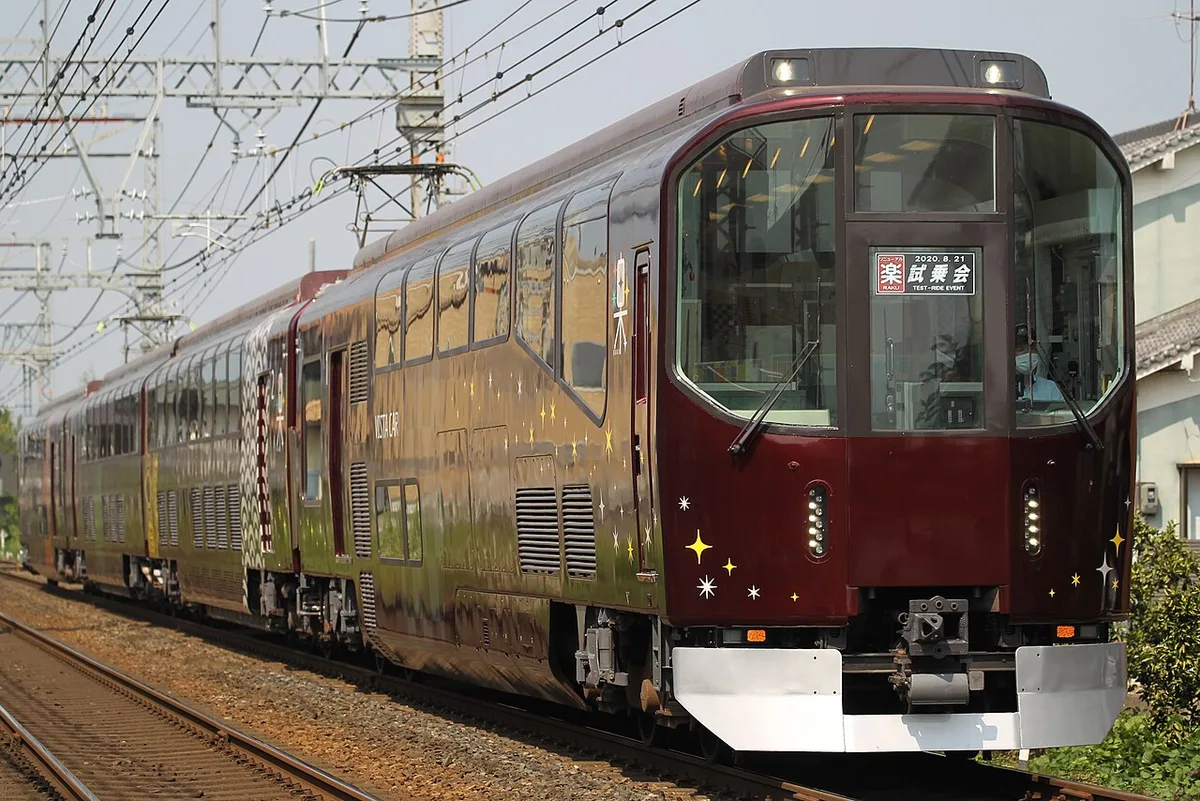Getting to Ise by train — 3