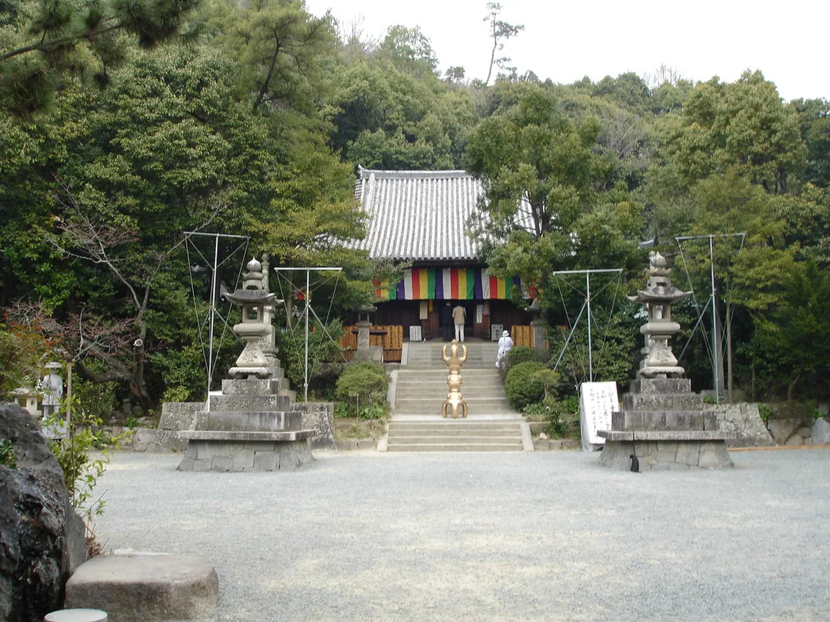History and Origins of Ishite-ji Temple in Matsuyama