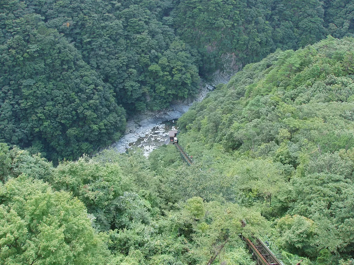 Iya-Onsen Hotel,Tokushima(2) - panoramio.jpg