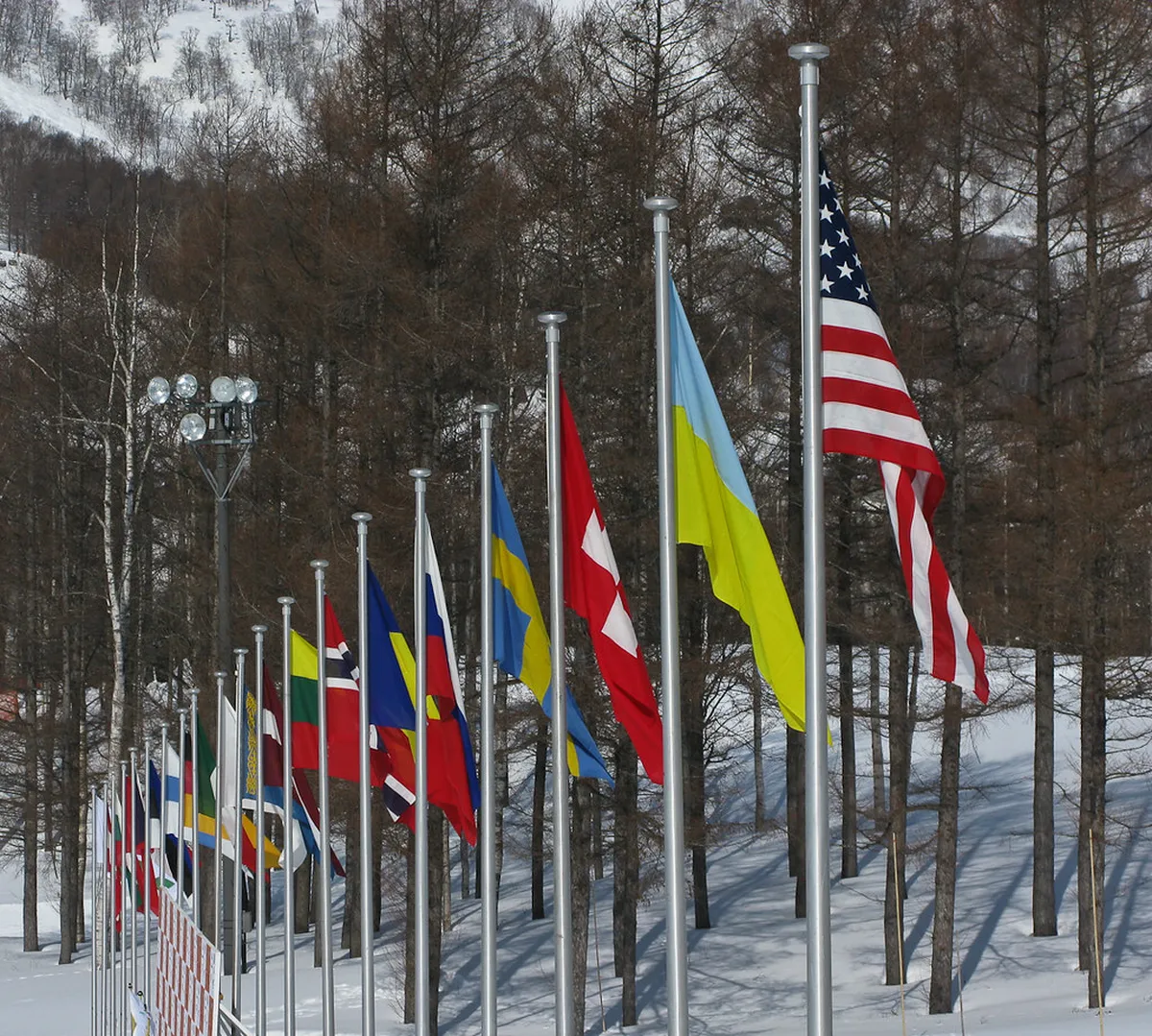 When Is the Japan Ski Season? A Month-by-Month Answer