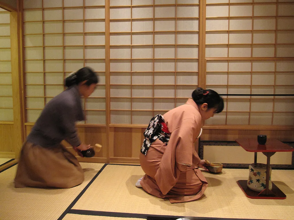 Japanese Etiquette Guide