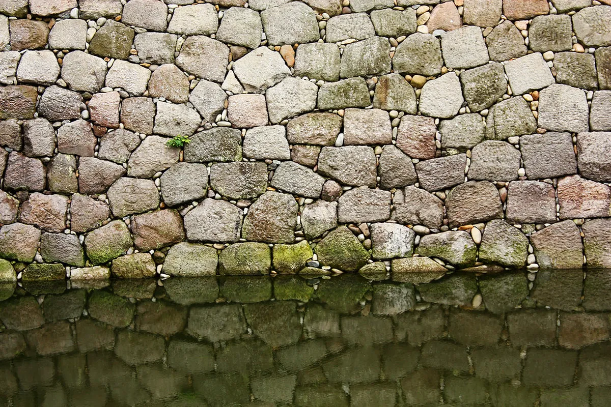 The distinctive stone walls of Kanazawa Castle displaying six different construction techniques accumulated over nearly 290 years of Maeda rule