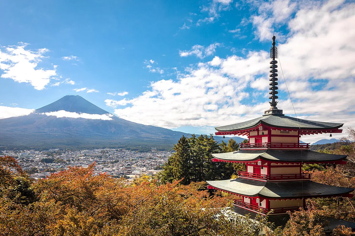Chureito Pagoda and Mount Fuji at sunrise, Japan — 2