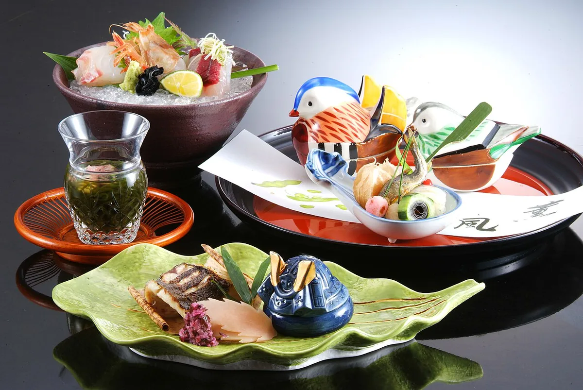 Kaiseki dinner with matsuba crab course in Kinosaki Onsen, Japan — 1