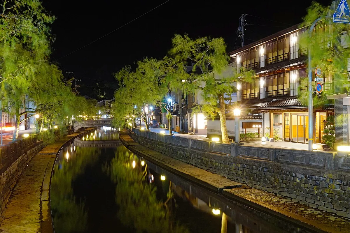 Yukata and geta stroll in Kinosaki Onsen — 2